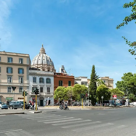 梵蒂冈丝蒂玛公寓 公寓 *