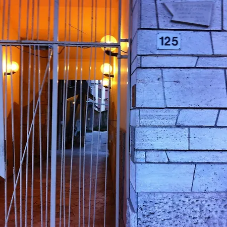 梵蒂冈丝蒂玛公寓